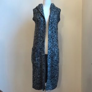 Black and white sweater duster